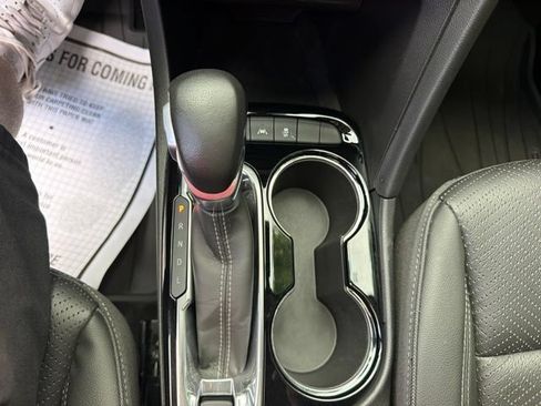 Used 2023 Buick Encore GX Essence w/ Experience Buick Package AWD/4WD image 12