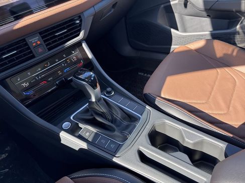 New 2026 Volkswagen Jetta SEL image 18