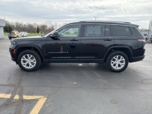 Used 2023 Jeep Grand Cherokee L Limited AWD/4WD image 5