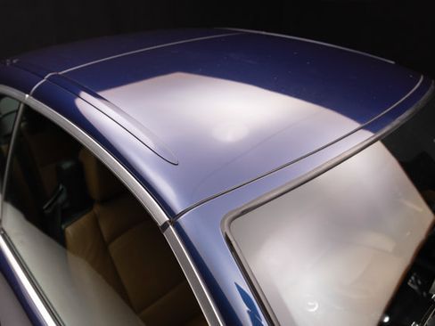 Used 2011 BMW 328i Convertible RWD image 39