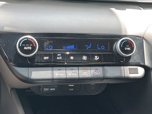 Certified 2025 Hyundai Elantra Sport FWD image 28