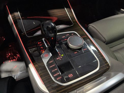 Used 2020 BMW X5 sDrive40i w/ Premium Package image 39