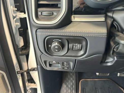 Used 2025 RAM 1500 Tungsten AWD/4WD image 16