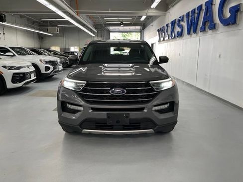 Used 2021 Ford Explorer XLT w/ Equipment Group 202A AWD/4WD image 6