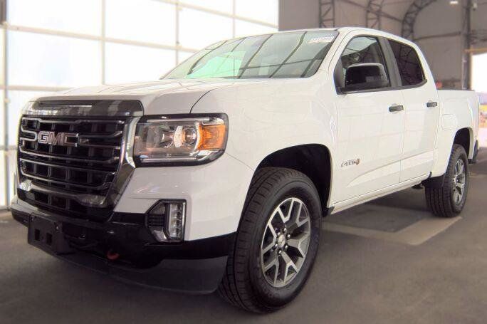 Used 2022 GMC Canyon AT4 w/ Trailering Package AWD/4WD image 1