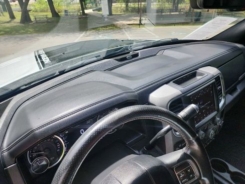 Used 2018 RAM 2500 Power Wagon w/ Leather & Luxury Group image 27