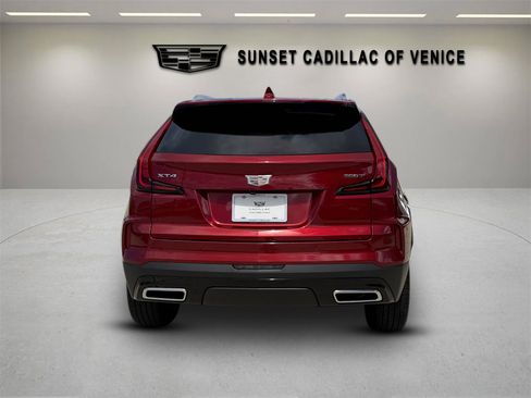 Certified 2024 Cadillac XT4 Premium Luxury w/ Active Safety Package FWD image 4