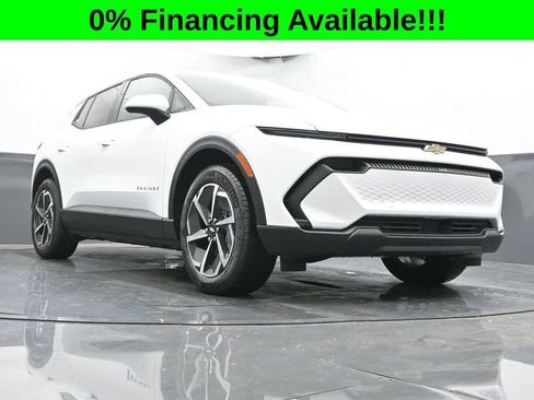 New 2026 Chevrolet Equinox EV LT image 33