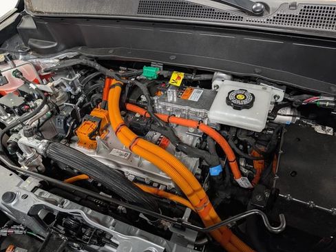 New 2027 Chevrolet Bolt RS FWD image 24