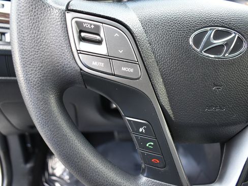 Used 2018 Hyundai Santa Fe Sport w/ 2.4L Value Package 02 image 15