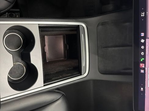 Used 2022 Tesla Model Y Long Range AWD/4WD image 14