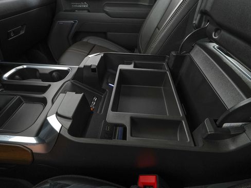 Used 2026 Chevrolet Silverado 1500 High Country w/ High Country Premium Package RWD image 29