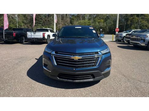 Used 2023 Chevrolet Traverse LT w/ LPO, Floor Liner Package image 3
