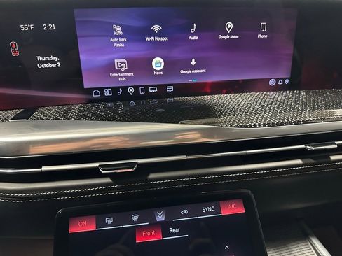 Used 2025 Cadillac Escalade V image 31