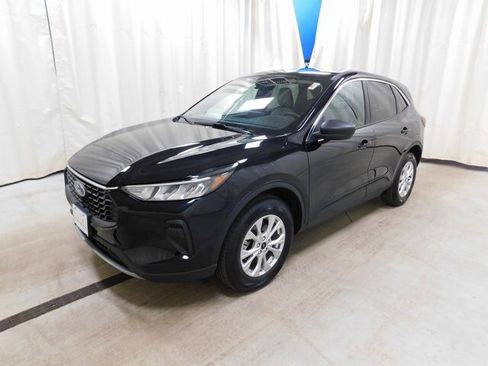 Used 2023 Ford Escape Active image 16