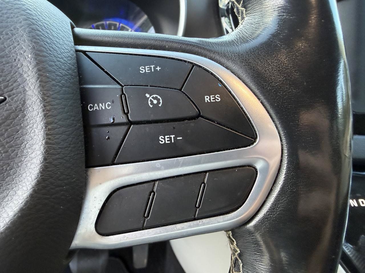 Used 2020 Chrysler Voyager LX w/ Cold Weather Group FWD image 16