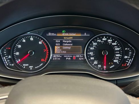 Used 2021 Audi Q5 2.0T Premium w/ Convenience Package image 11