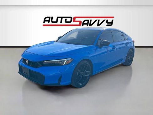 Used 2025 Honda Civic Sport image 3