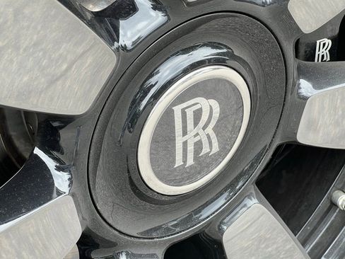 New 2026 Rolls-Royce Cullinan AWD/4WD image 21