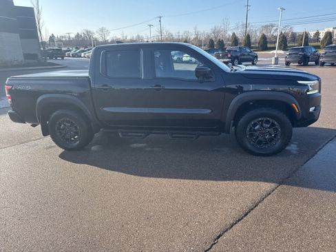 Used 2022 Nissan Frontier PRO-4X w/ Pro-4X Premium Package image 10