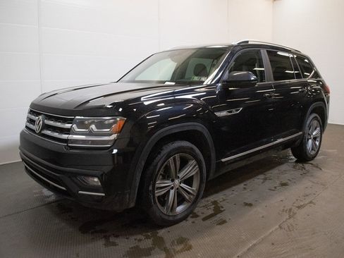 Used 2019 Volkswagen Atlas SEL R-Line image 8