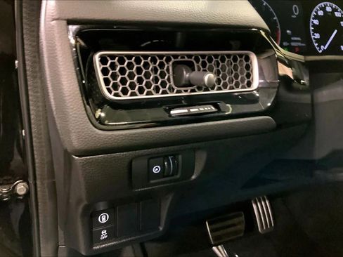 Used 2023 Honda Civic Sport image 35