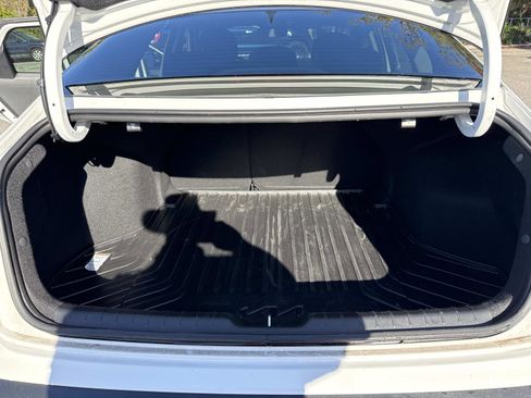 Used 2025 Kia K4 LXS image 30