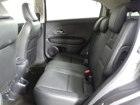 Used 2021 Honda HR-V EX-L image 11