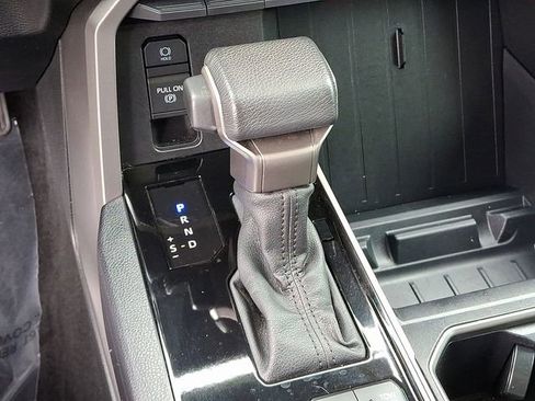 Used 2022 Toyota Tundra SR5 image 18