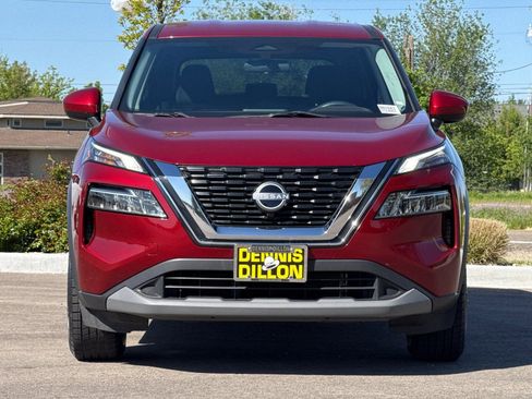 Used 2023 Nissan Rogue SV AWD/4WD image 9