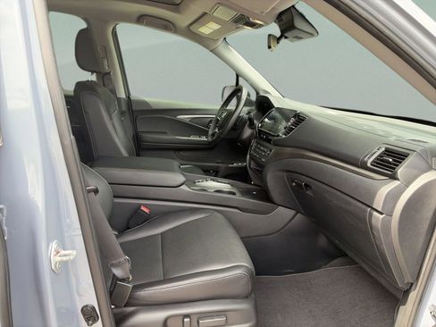 Used 2024 Honda Ridgeline RTL image 19