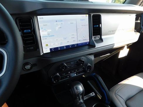 New 2024 Ford Bronco Black Diamond image 33