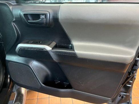 Used 2019 Toyota Tacoma SR5 image 25