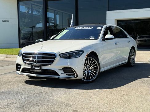 Used 2023 Mercedes-Benz S 580 4MATIC Sedan image 2