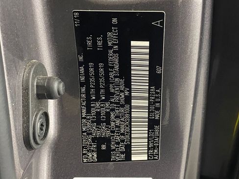 Used 2019 Toyota Sienna SE image 20