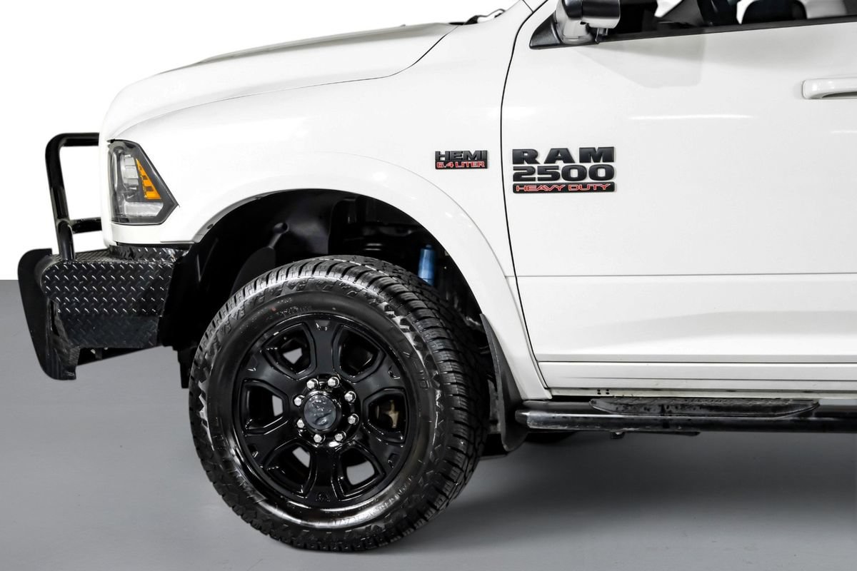 Used 2018 RAM 2500 Laramie w/ Sport Appearance Group AWD/4WD image 12