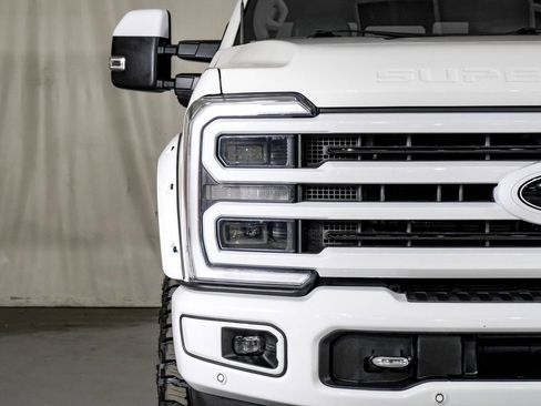 Used 2024 Ford F350 Limited w/ FX4 Off-Road Package image 40