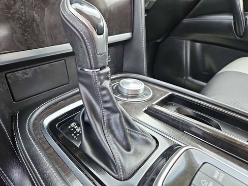 Used 2024 INFINITI QX80 Luxe image 25