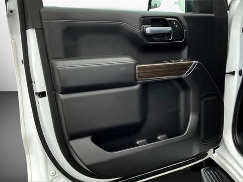 Used 2020 Chevrolet Silverado 1500 LT w/ All-Star Edition image 16