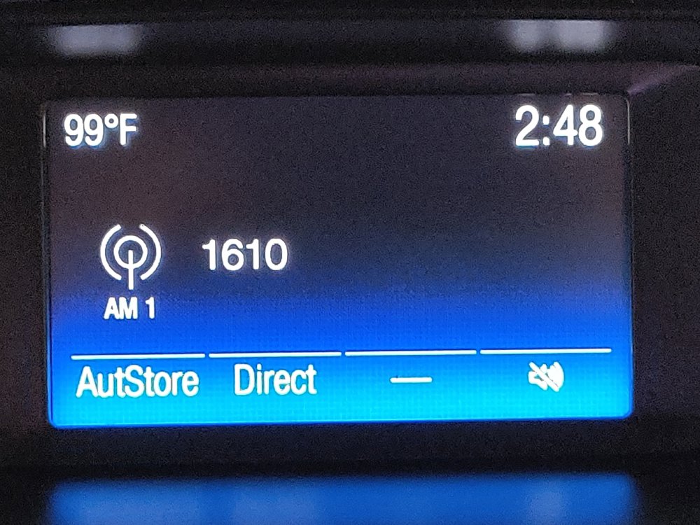 Used 2018 Ford Focus SE FWD image 25