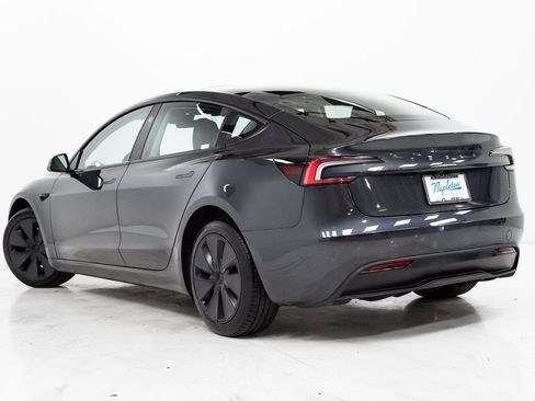 Used 2025 Tesla Model 3 Long Range RWD image 22