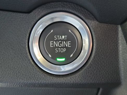 Used 2024 Chevrolet Traverse LS FWD image 29