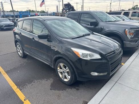 Used 2015 Ford Escape SE AWD/4WD image 1