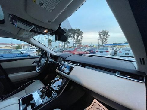 Used 2019 Land Rover Range Rover Velar S AWD/4WD image 12