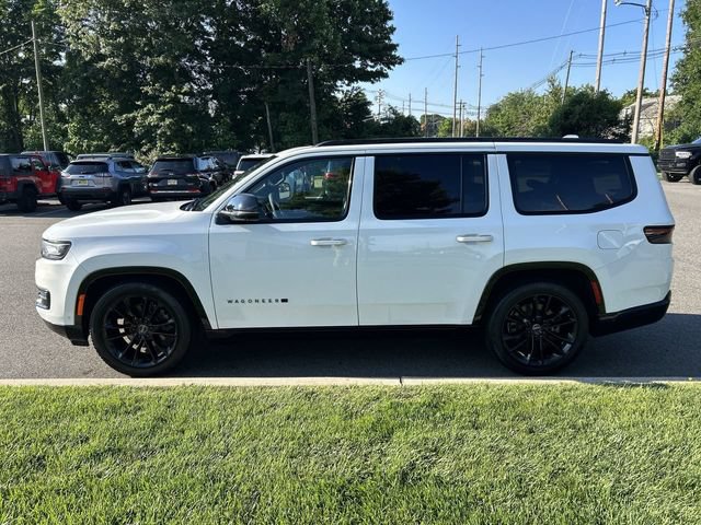 Used 2023 Jeep Wagoneer Series III w/ Premium Group I AWD/4WD image 5
