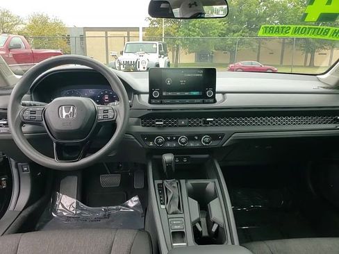 Used 2024 Honda Accord EX image 12