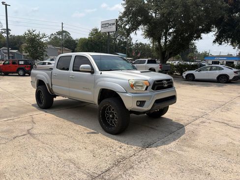 Used 2013 Toyota Tacoma PreRunner w/ TRD Sport Pkg RWD image 8