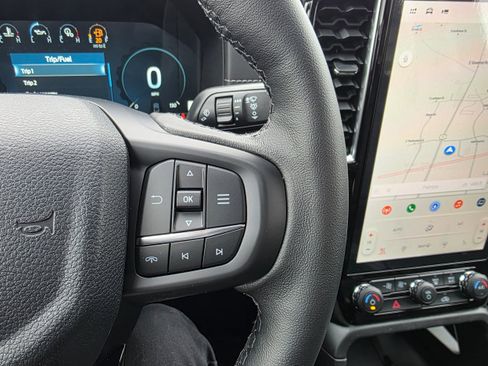 New 2025 Ford Ranger Lariat w/ FX4 Off-Road Package image 16