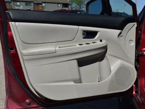 Used 2014 Subaru Crosstrek 2.0i Limited w/ Popular Package #2 image 8