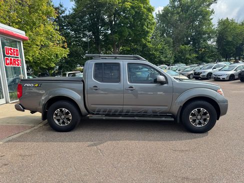 Used 2017 Nissan Frontier PRO-4X w/ Pro-4x Luxury Package AWD/4WD image 8